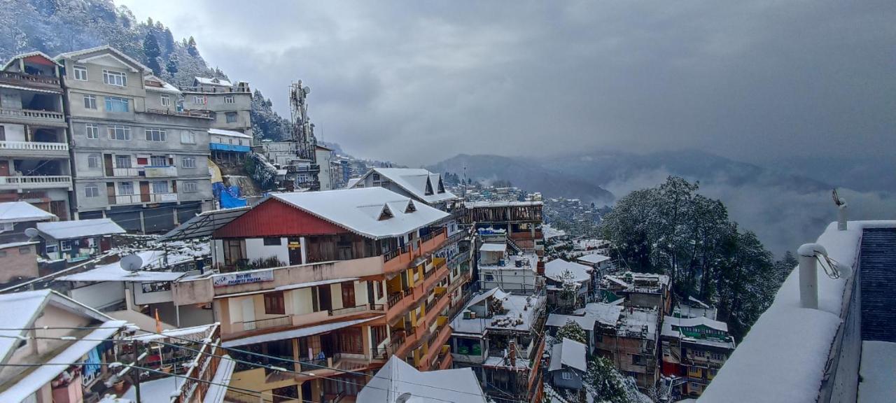 Hotel Amaira Darjeeling  Exterior photo